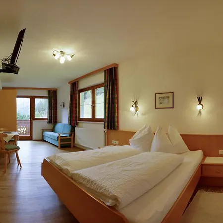Doadlerhof Villa Neustift im Stubaital Room photo